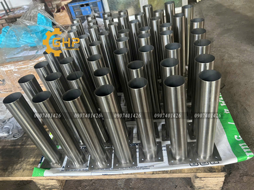 Gia công vuốt côn-tóp ống côn-chân côn bàn ghế theo yêu cầu