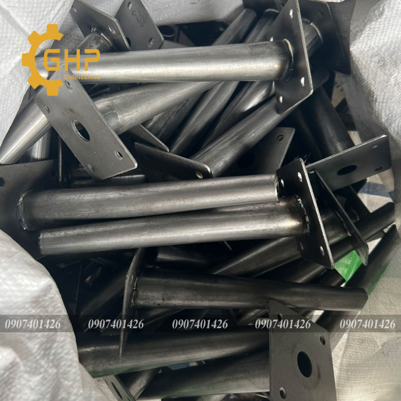 Gia công chấn côn bàn ghế-thể hiện độ chính xác và chất lượng cao của sản phẩm