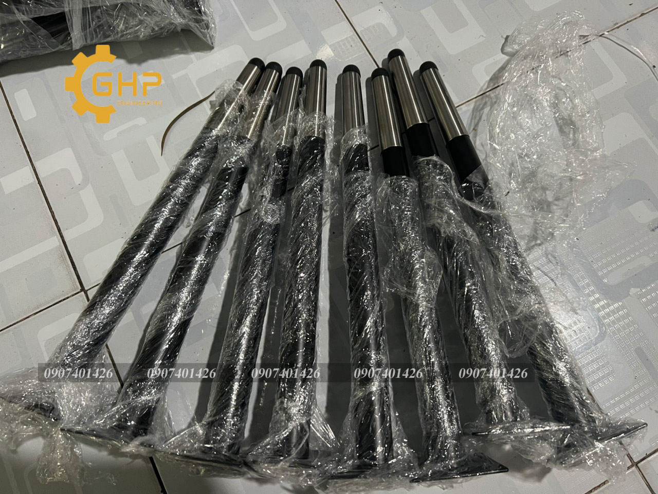 Gia công chân ống côn bàn ghế-đòi hỏi sự khéo léo và trình độ kỹ thuật cao