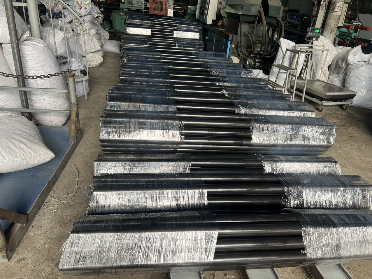 Gia công ống côn chân bàn ghế - Sản phẩm đạt chuẩn, giá cả phải chăng.