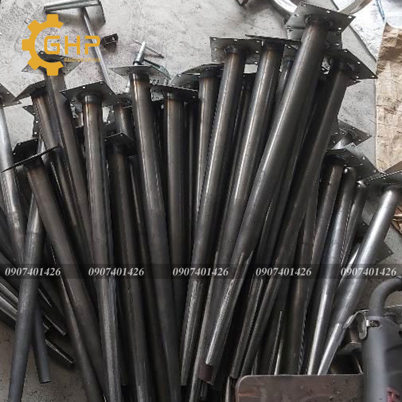Gia công chân côn bàn ghế-Khám phá những loại chân côn bàn ghế phổ biến và sự lựa chọn phù hợp