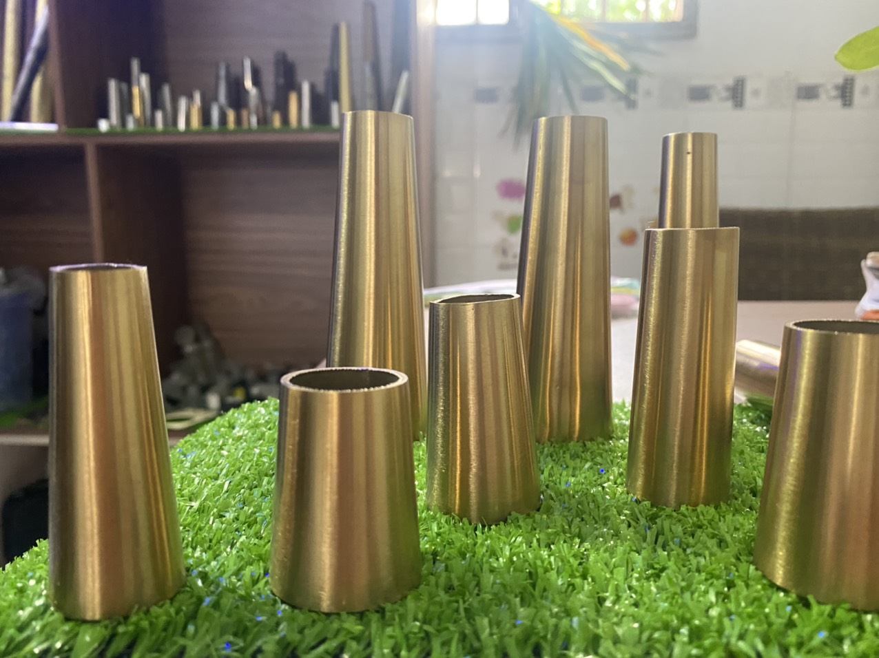 Gia công chân ống côn bàn ghế-chân ống cole-ống cole chân bàn ghế-Thiết kế độc đáo và tinh tế với công nghệ gia công hiện đại