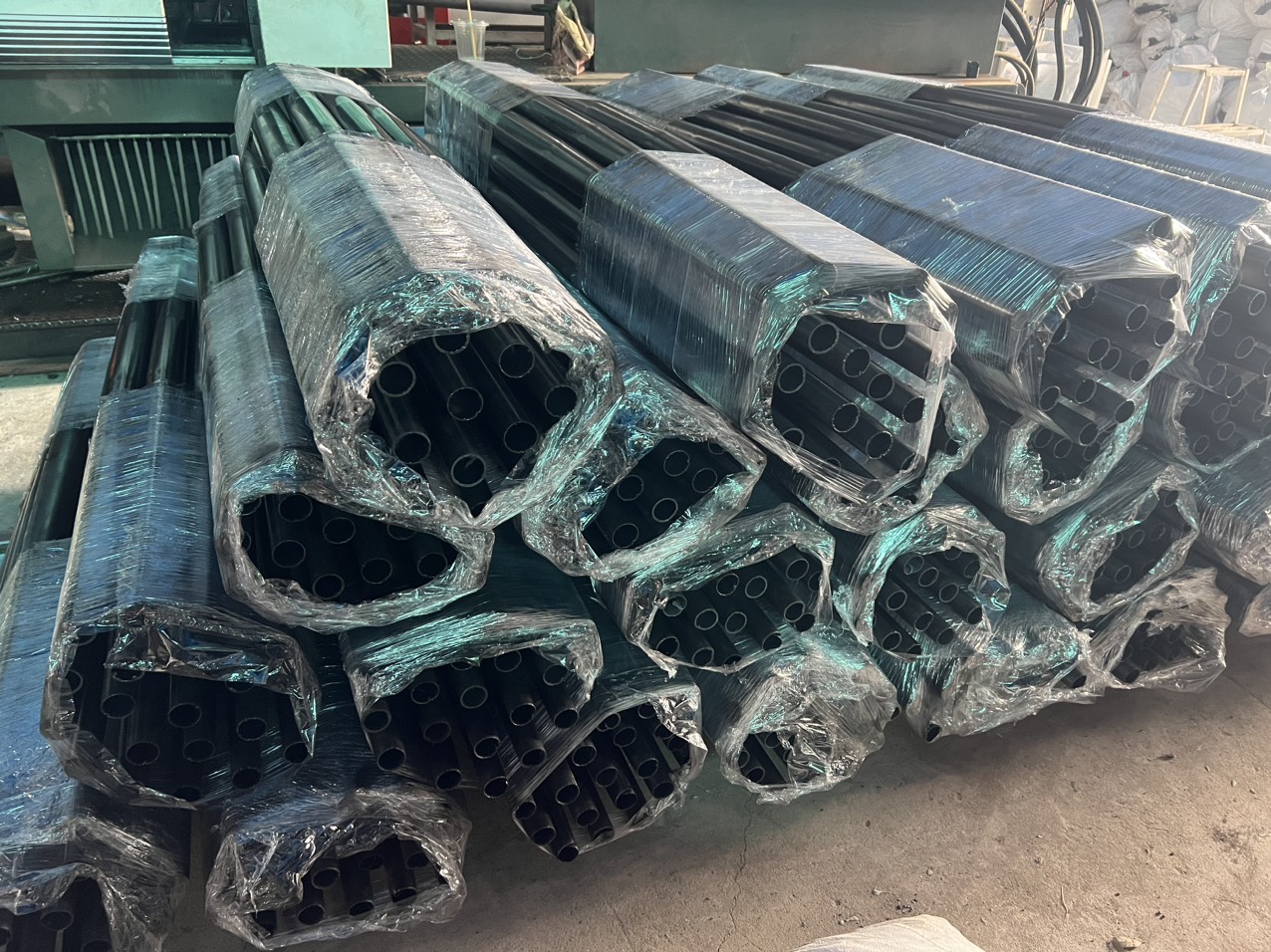Gia công vuốt ống cole bàn ghế-ống cole chân bàn ghế-Những kỹ thuật nâng cao trong gia công vuốt chân ống côn bàn ghế