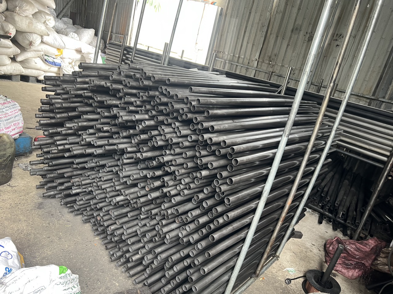 Ống cole bàn ghế-Nhận gia công ống côn chân bàn ghế theo yêu cầu của khách hàng