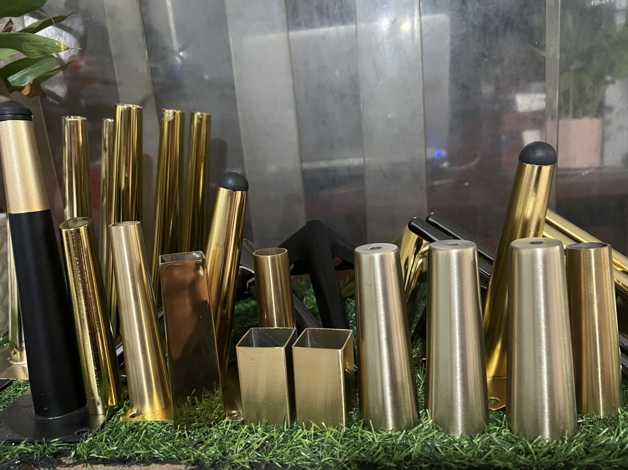 Phụ kiện chân bàn ghế-ống bọc inox chân bàn ghế